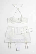 Load image into Gallery viewer, Real Doll Face Garter Set