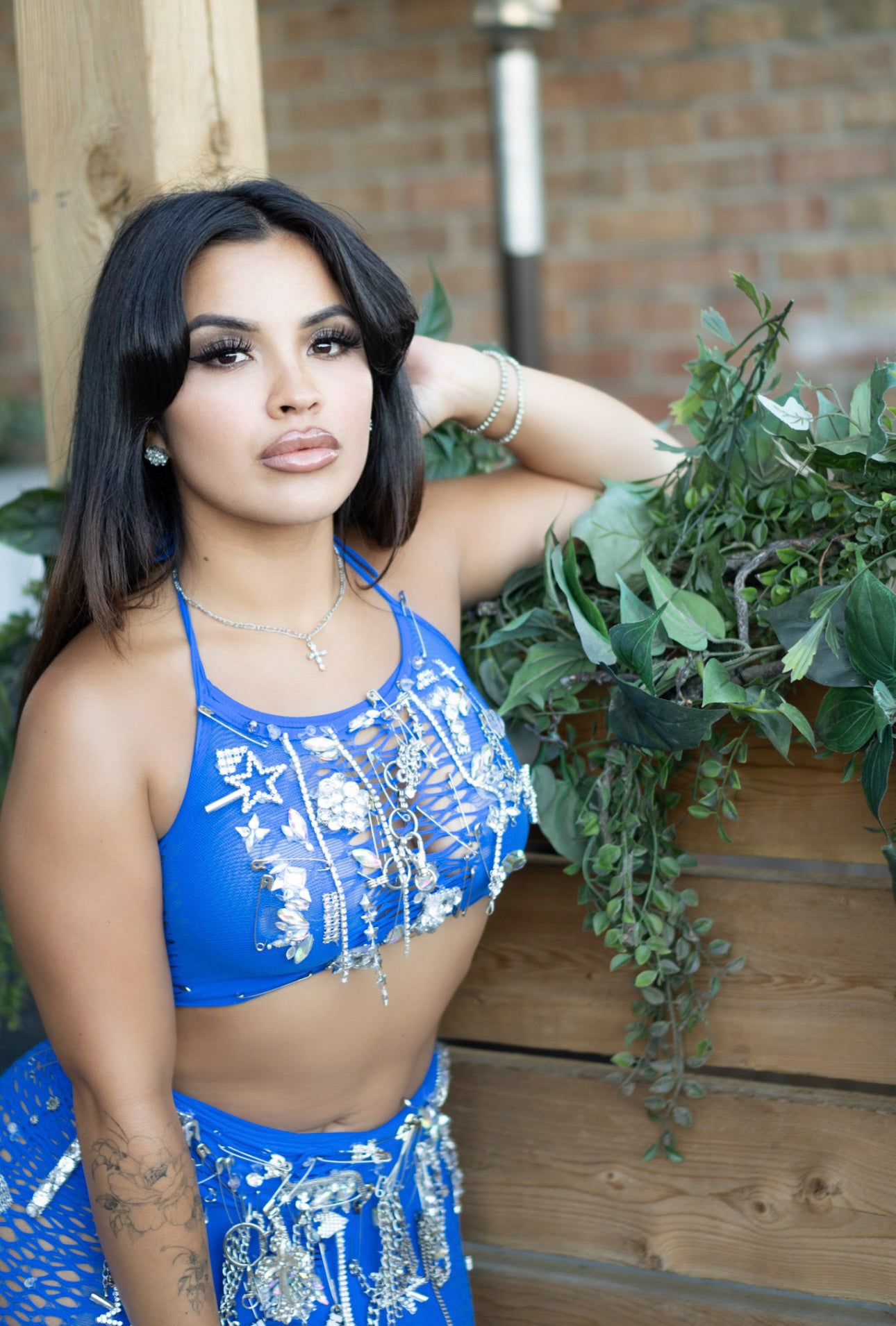 No Bars Mesh Embellished Skirt Set