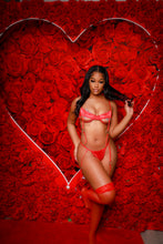 Load image into Gallery viewer, Luscious moments red lingerie set
