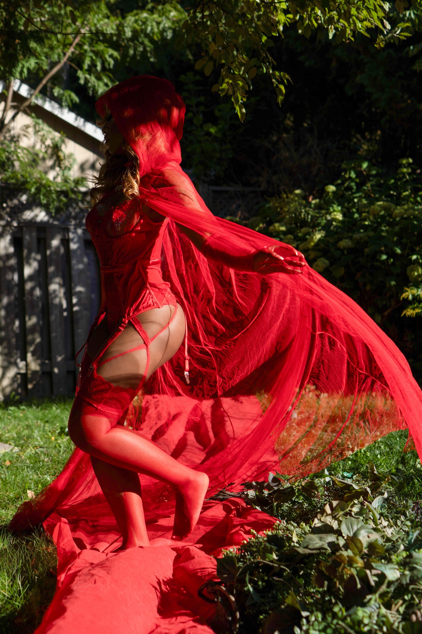 Scarlet Reverie Set