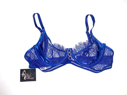 Lucky Label Lace Lingerie Set