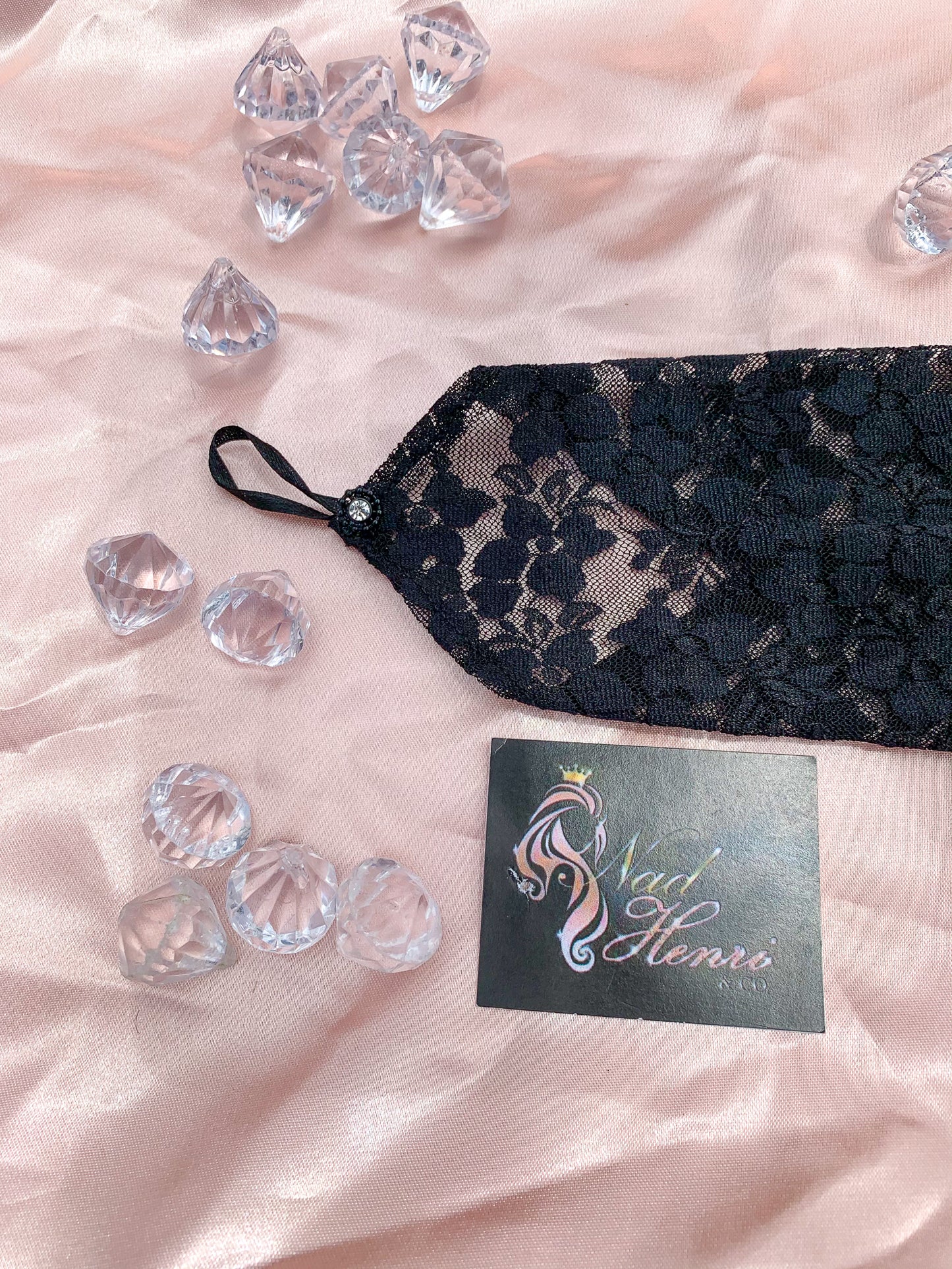 Yours Truly Noir Lace Gloves
