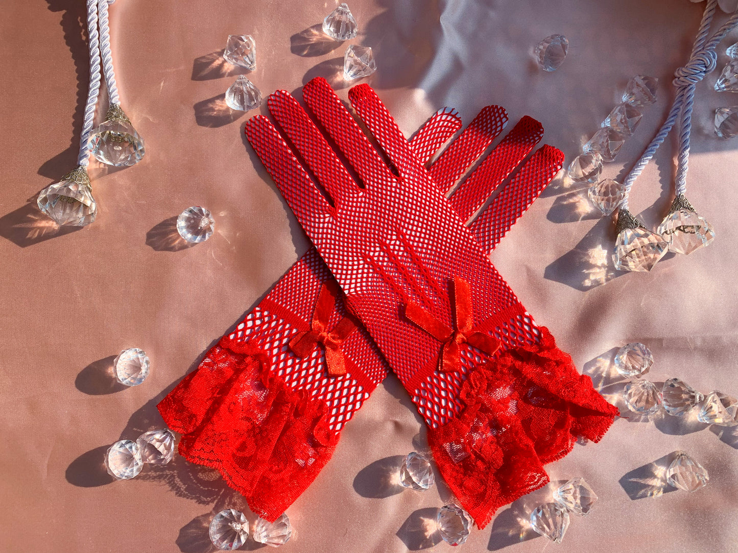 Cerise Forgotten Shadow Lace Gloves